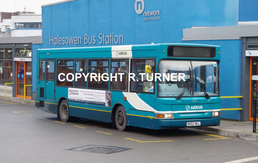 Arriva Midlands North 2271 SK52 MLL.