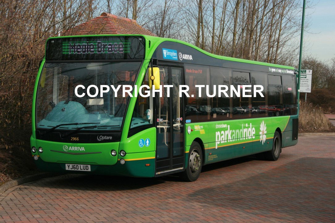 Arriva Midlands North 2966 YJ60 LUD.