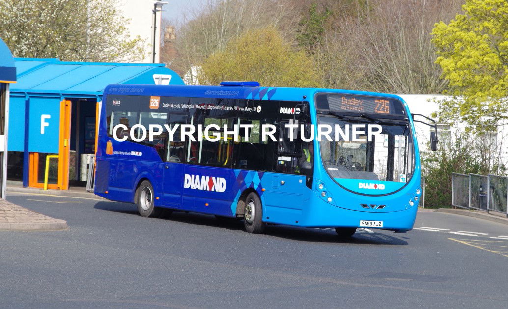 Diamond Bus 20159 SN68 AJZ.