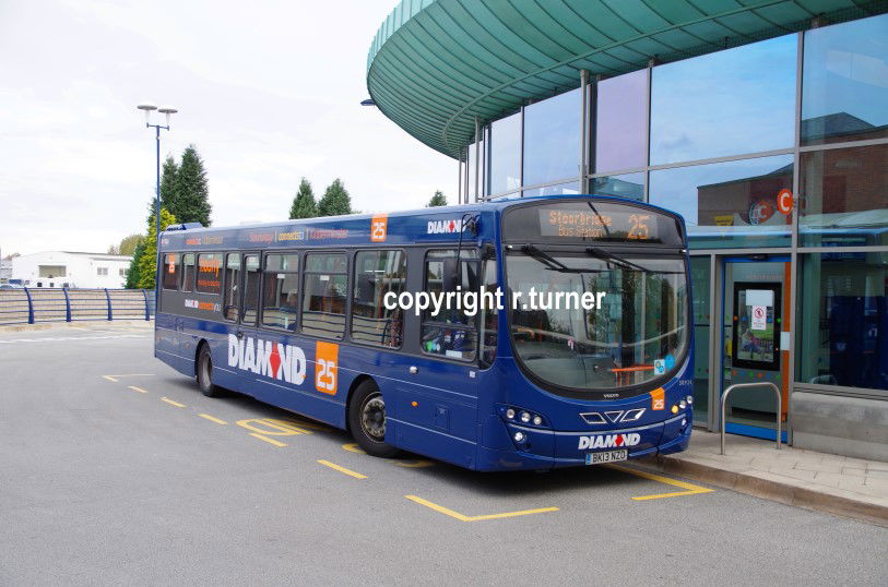 Diamond Bus 30938 BK13 NZO.