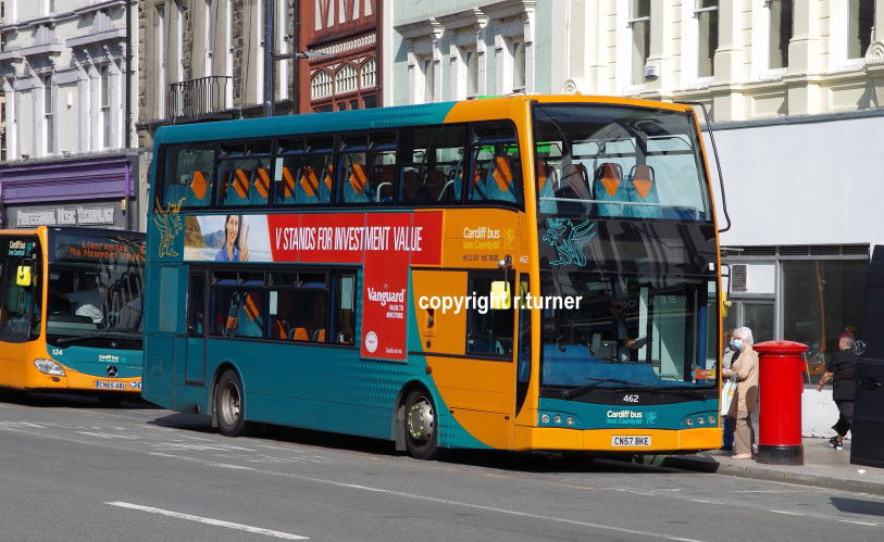 Cardiff Bus 462 CN57 BKE.