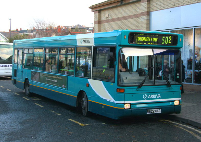 Arriva Buses Wales 2326 R522 UCC.