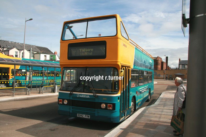 Arriva Buses Wales 3999 D242 FYM.