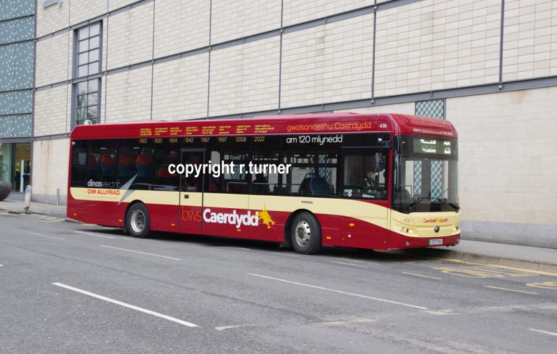 Cardiff Bus 436 CE71 YXV.