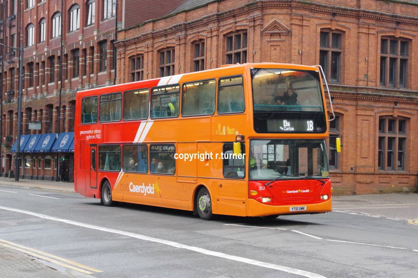Cardiff Bus 352 YT10 UWK.