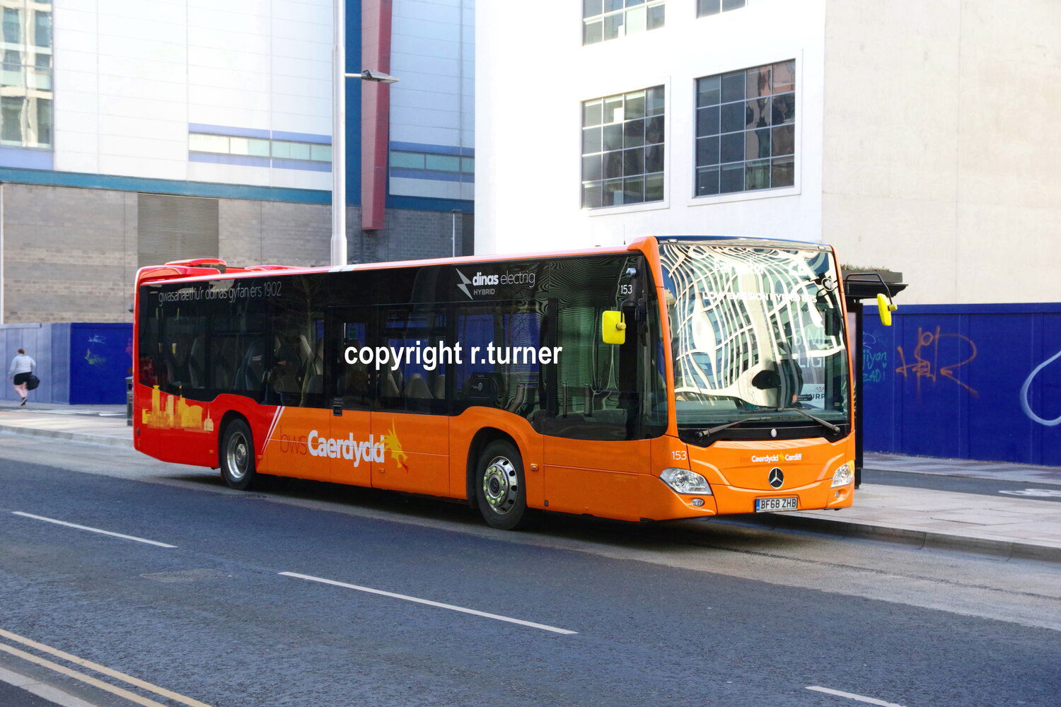 Cardiff Bus 153 BF68 ZHB.