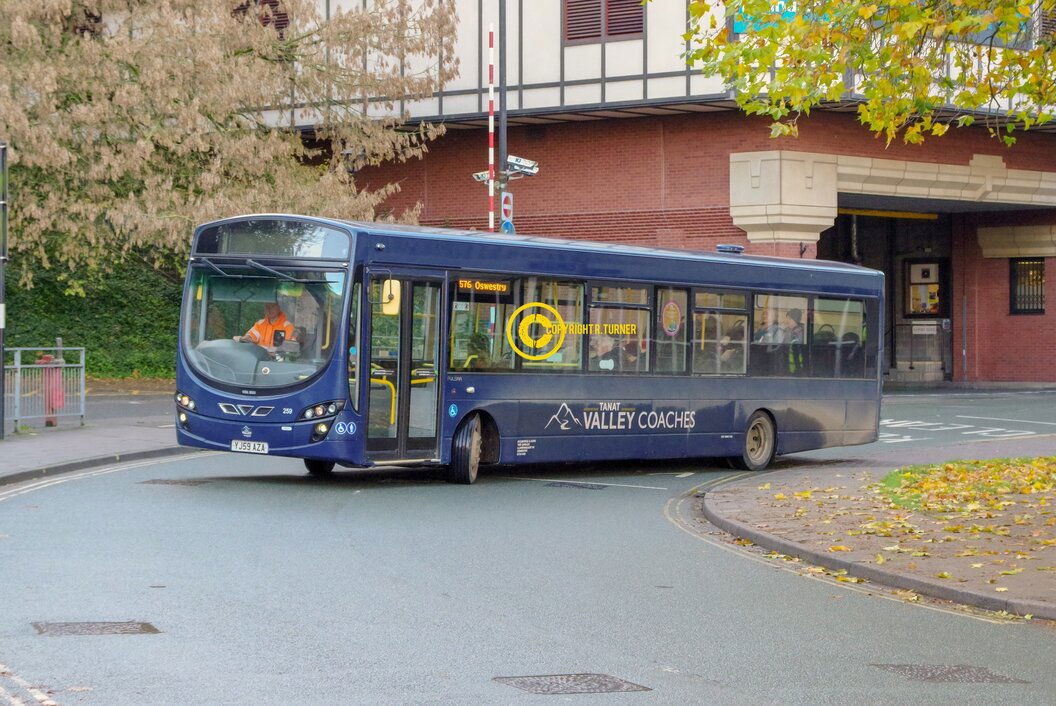 Tanat Valley Coaches 259 YJ59 AZA.