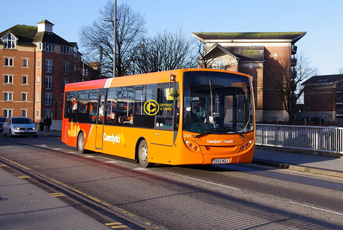 Cardiff Bus 254 CE63 NZJ.