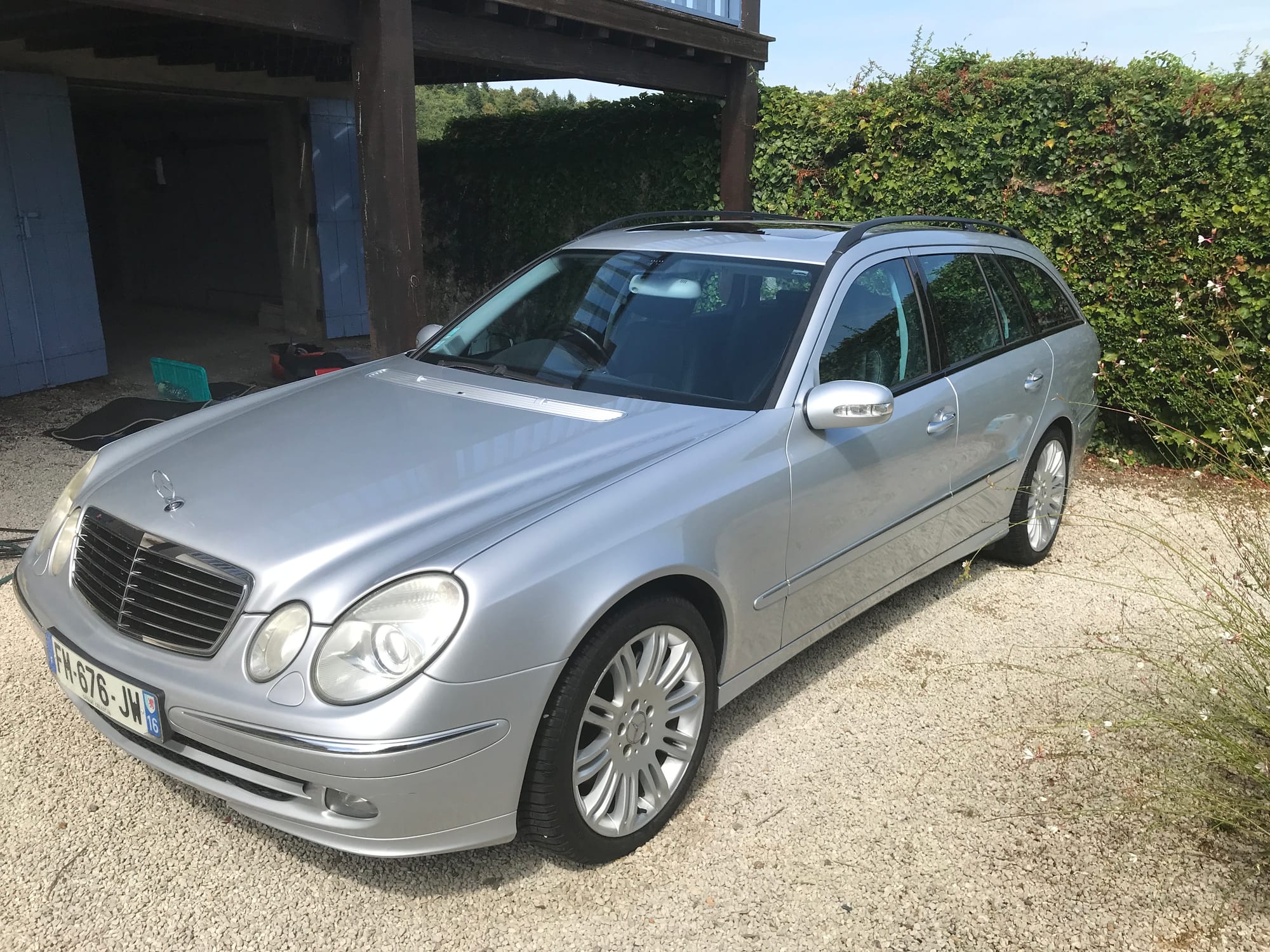 Mercedes E280