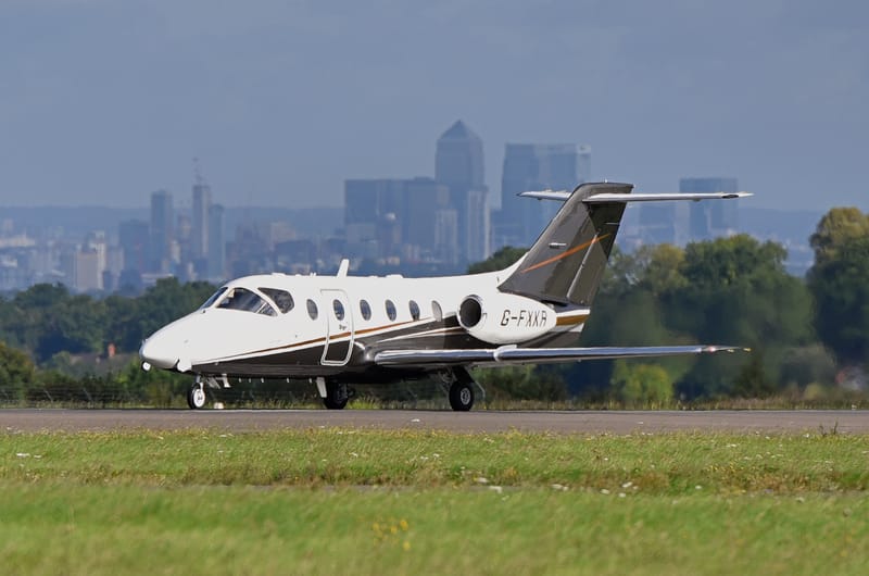 La Lignes & Corporate