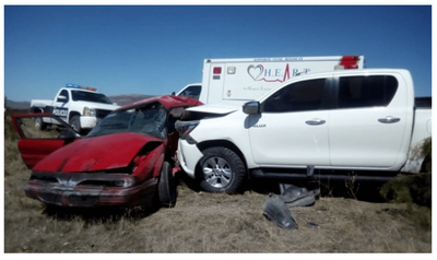 MUERE AL CHOCAR POR DARSE VUELTA EN U EN LA CARRETERA