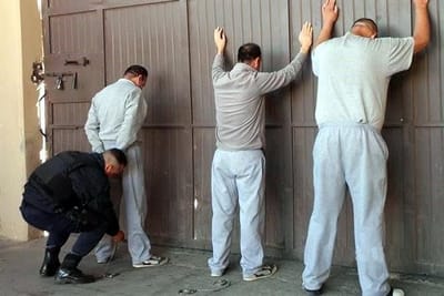 DETIENEN A HOMBRE POR NEGARSE A DAR PENSIÓN ALIMENTICIA