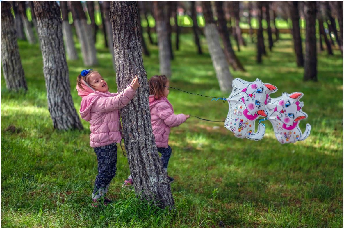 "CHILD AND KITE" © 2021