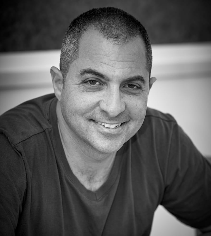 מאירים במאור - מפגש יולי: האמת ככח ריפוי | עודד שפר