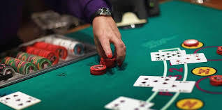 Trik Menang Bermain Judi Online Pkv Games