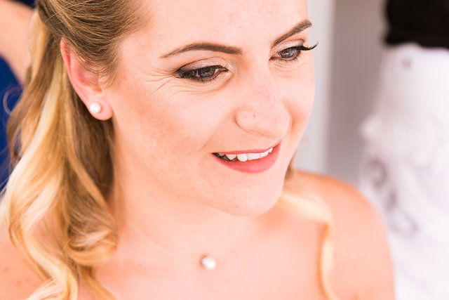 Maquillage mariage glamour rose poudré romantique