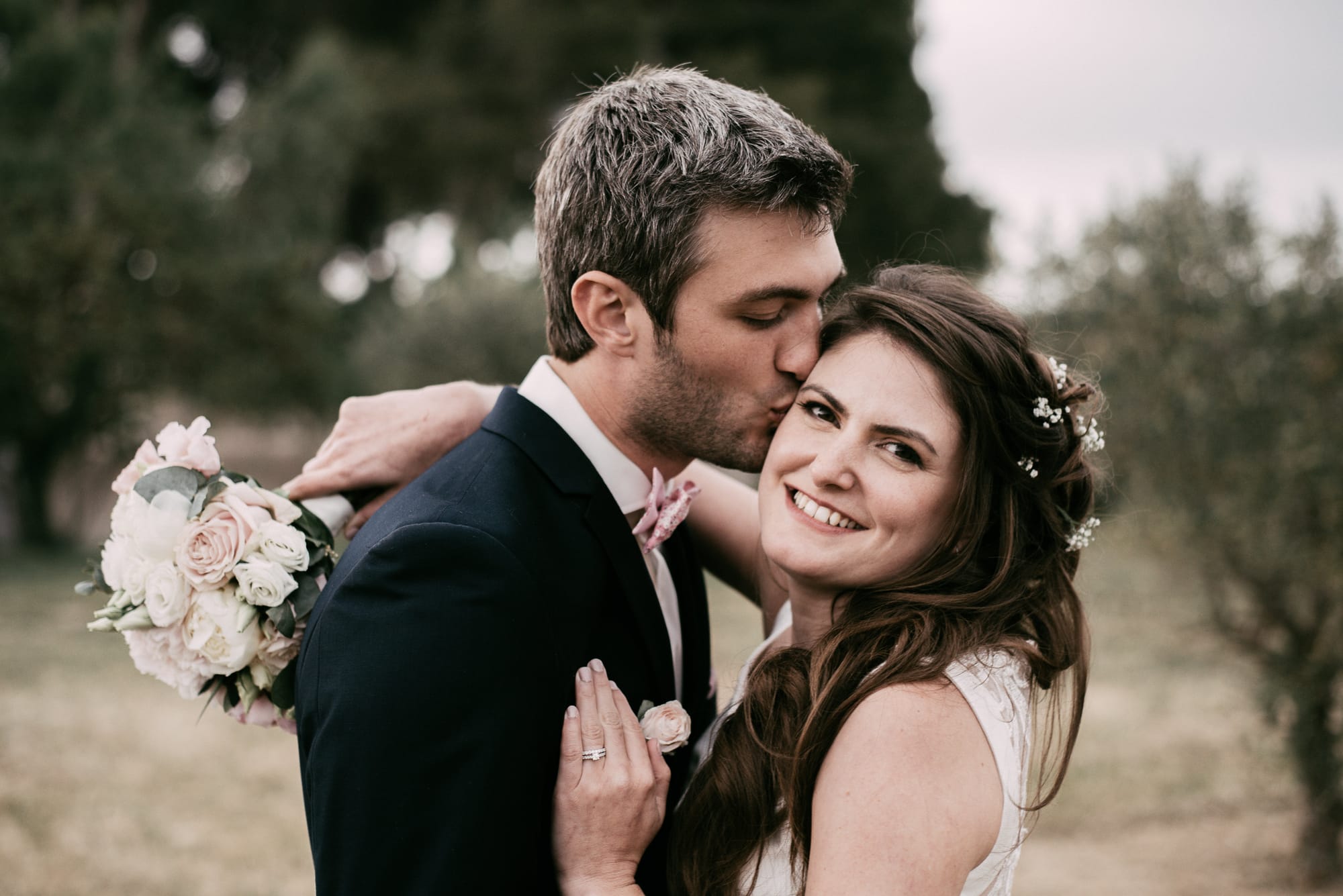 Coiffure et maquillage chic et romantique bohème