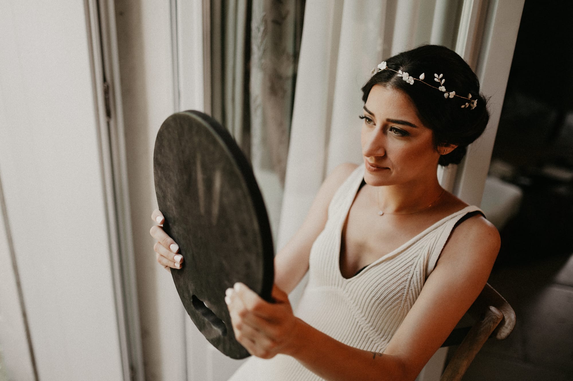 Chignon simple et élégant pour un mariage bohème