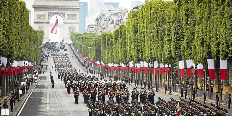 Le 14 juillet, l'hommage.