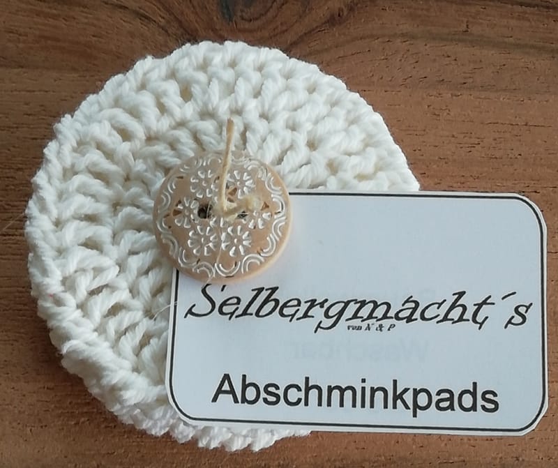 Abschminkpads & Schürzen