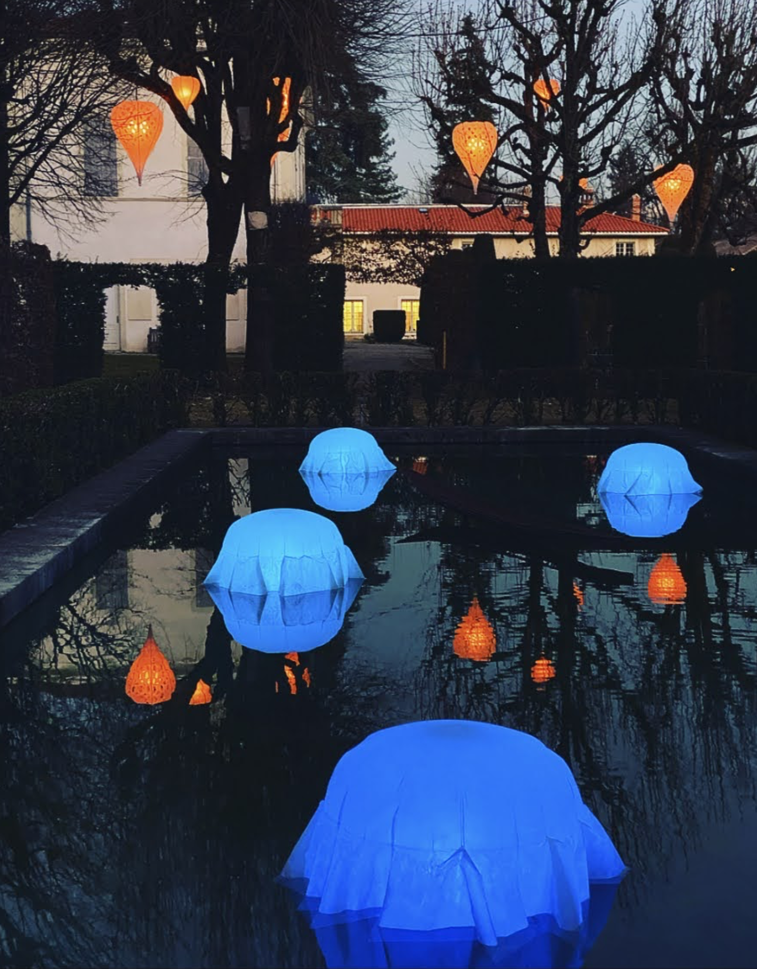 Campagne photographique autour de l'installation "Lumières au jardin" au musée Hébert du 22 janvier au 13 mars 2022 - Une proposition artistique de la compagnie "Porté par le vent"