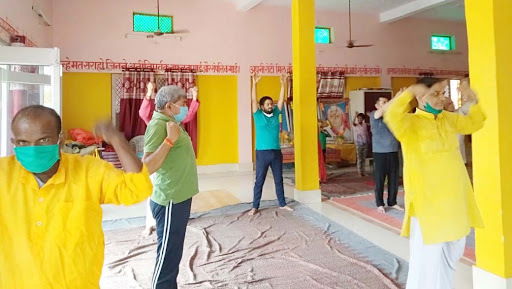 फर्रुखाबाद। आयुष मंत्रालय के सहयोग से इंटरनेशनल नेचरोपैथी ऑर्गनाइजेशन शिवाय स्कूल आफ योग के संयुक्त तत्वावधान में सोशल मीडिया पर फेसबुक लाइव के माध्यम से आज छठा दिवस मनाया गया।
