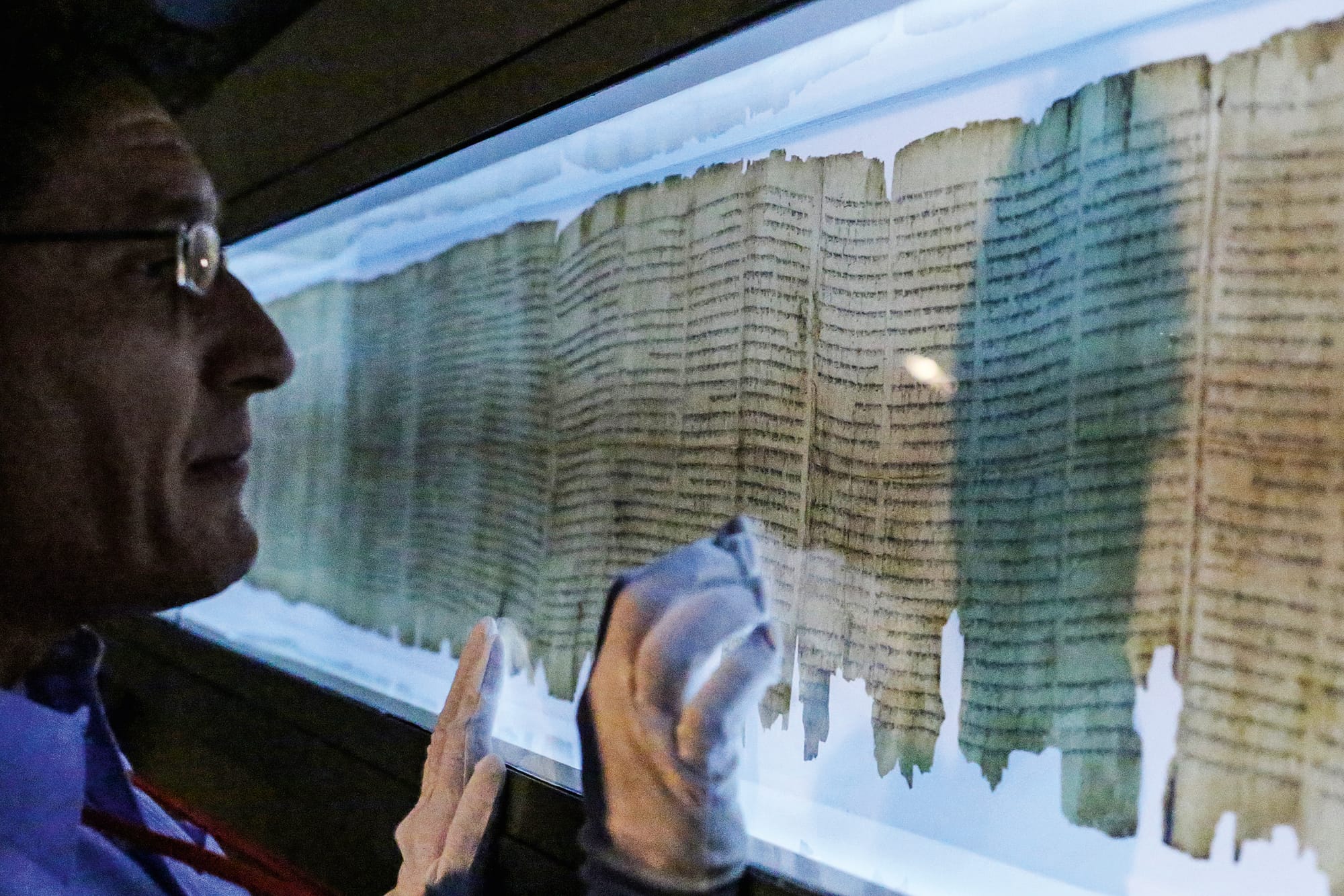 A inspiração da escritura se encontra em primeiro lugar nos manuscritos originais