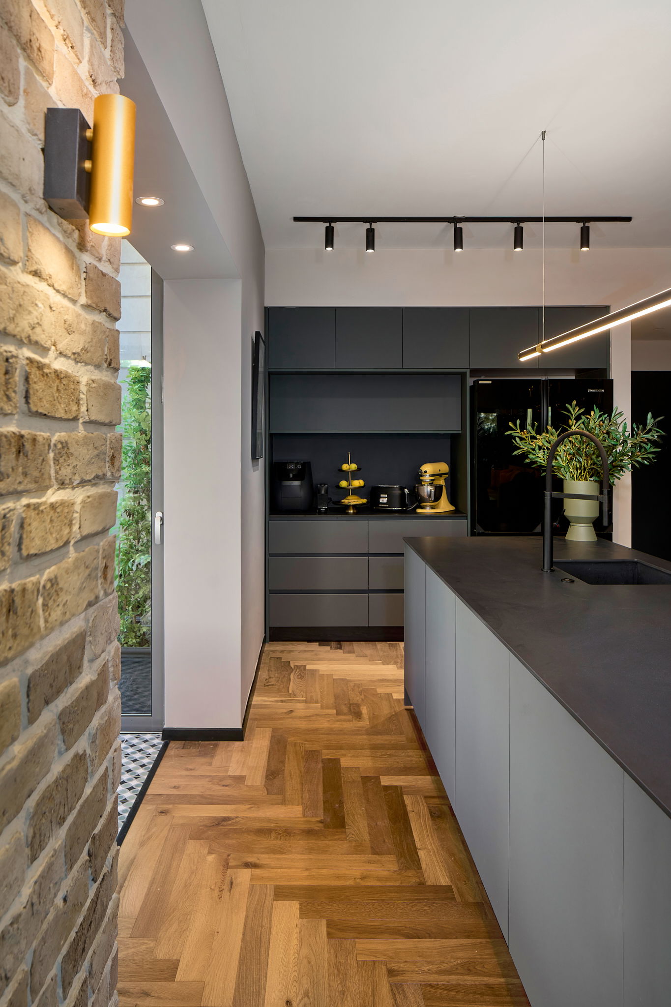 דירת גן בתל אביב