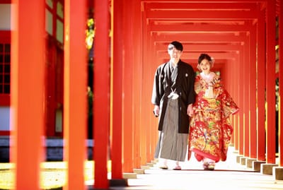 朱い回廊で和装を楽しむ！