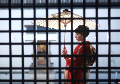 格子ごしの思い出