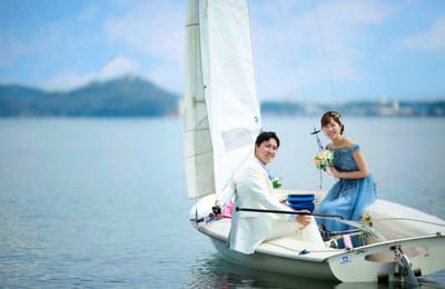 彼と彼女とヨットと海