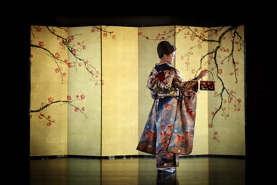 金屏風の成人式