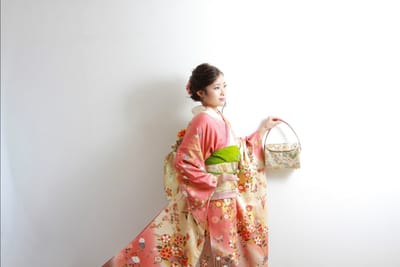 スタジオで成人式フォト