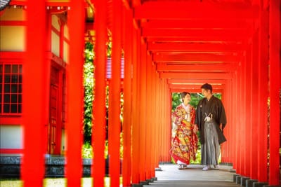 神社の朱(あか)