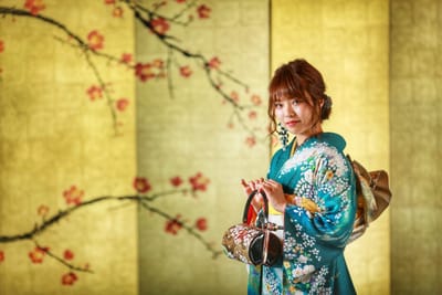 金屏風の成人式フォト