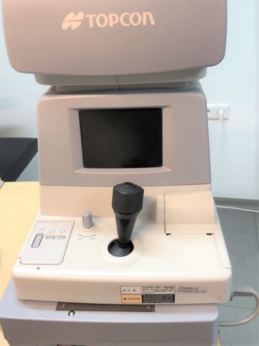 Topcon RM-8800 Auto Refractometer