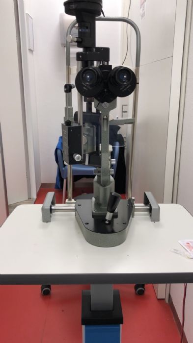 Haag Streit 900 Slit Lamp