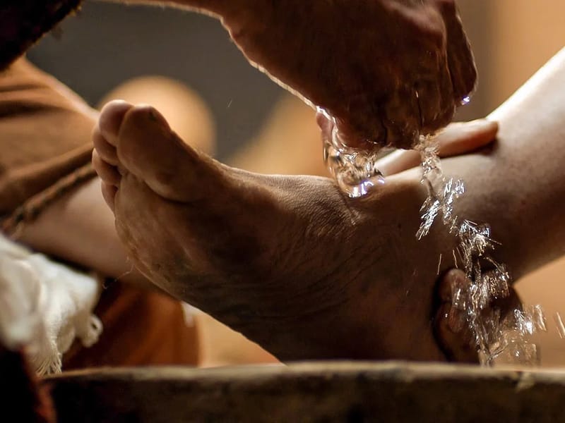 The Key to Greatness Before God is Service