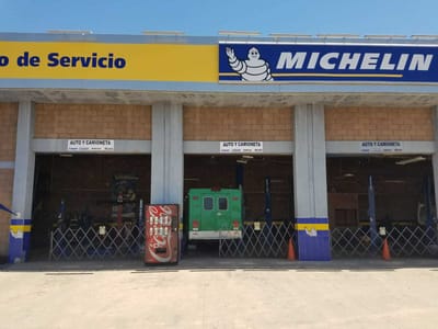 AUTOSERVICIO MILLANTA para dar ajuste al freno de emergencia de nuestra ambulancia.