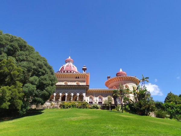 Enchanting Sintra, dreamy Monserrate OR medieval National Vila Palace - Full Day Tour