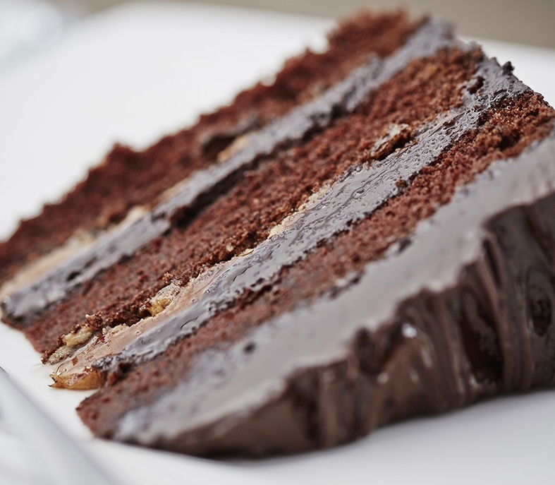 CHOCOLATE CAKE