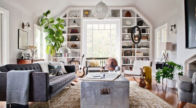 How to Furnish & Decorate Your Living Room