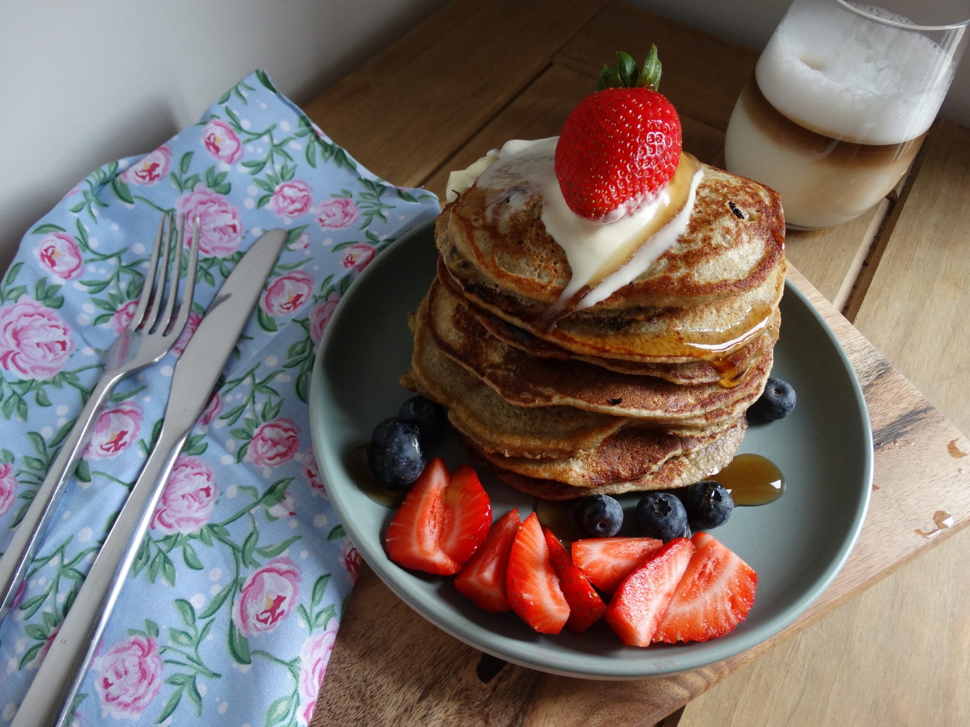 Easy oat pancakes