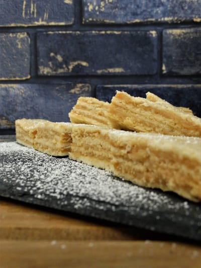 Caramel slice