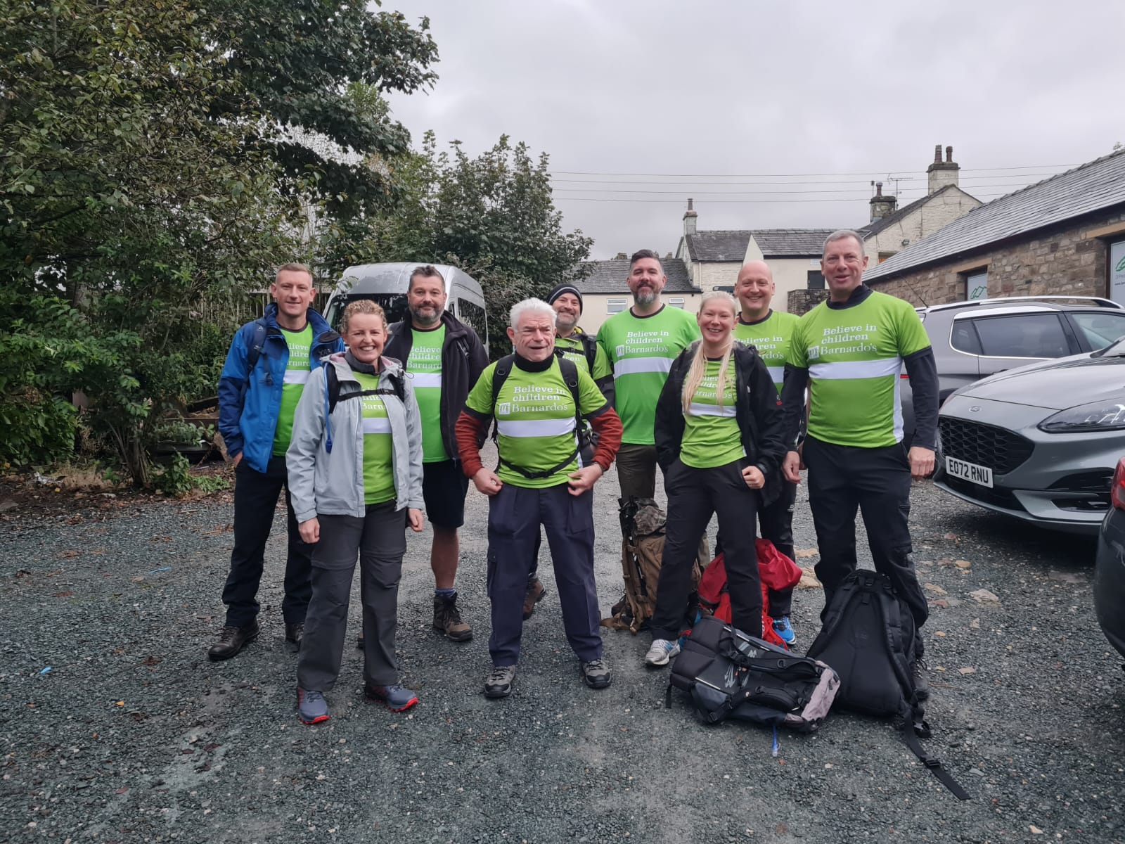 The Gangs all here ready to leave the Golden Lion Car Park 7:15am