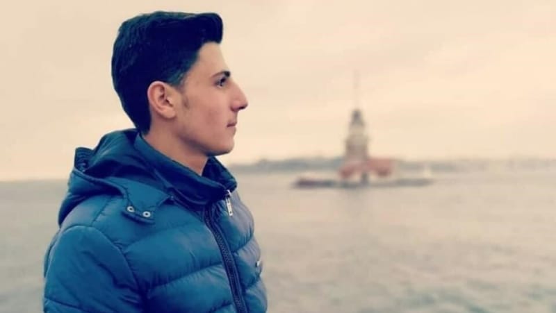 بين حمزة الخطيب وحمزة العجان.. دم واحد وثورة