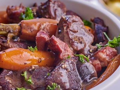 ז'וּ דֶה בֶּף   JOUE DE BOEUF