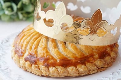 גָאלֶט-דֶה-רוּאָה    GALETTE-DE-ROIS
