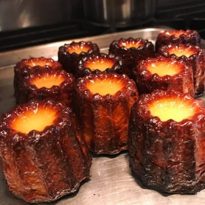 קָנֶלֶה דֶה בּוֹרְדוֹ     CANELE' DE BOURDEAUX