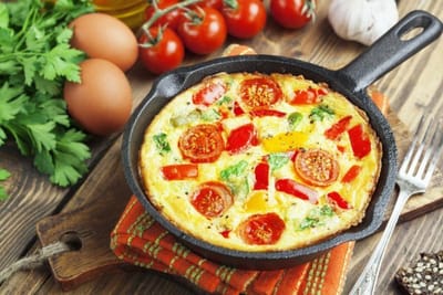 אוֹמְלֶט רוֹסִיוֹן      OMELETTE ROUSSILLON
